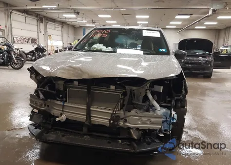 2025 Subaru Forester Hybrid Touring z USA, uszkodzony, nr VIN JF2SLSTD9SH423336